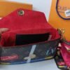 Louis V Ladies Wallet 2Pc With Belt - Image 4